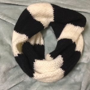 Striped forever 21 scarf